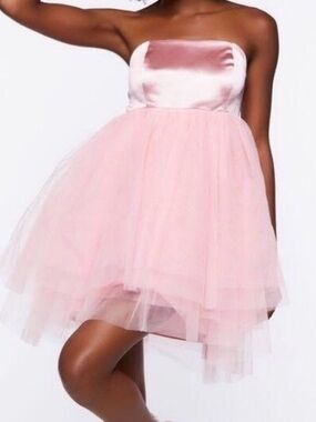 Pink Strapless Tulle Party Dress
